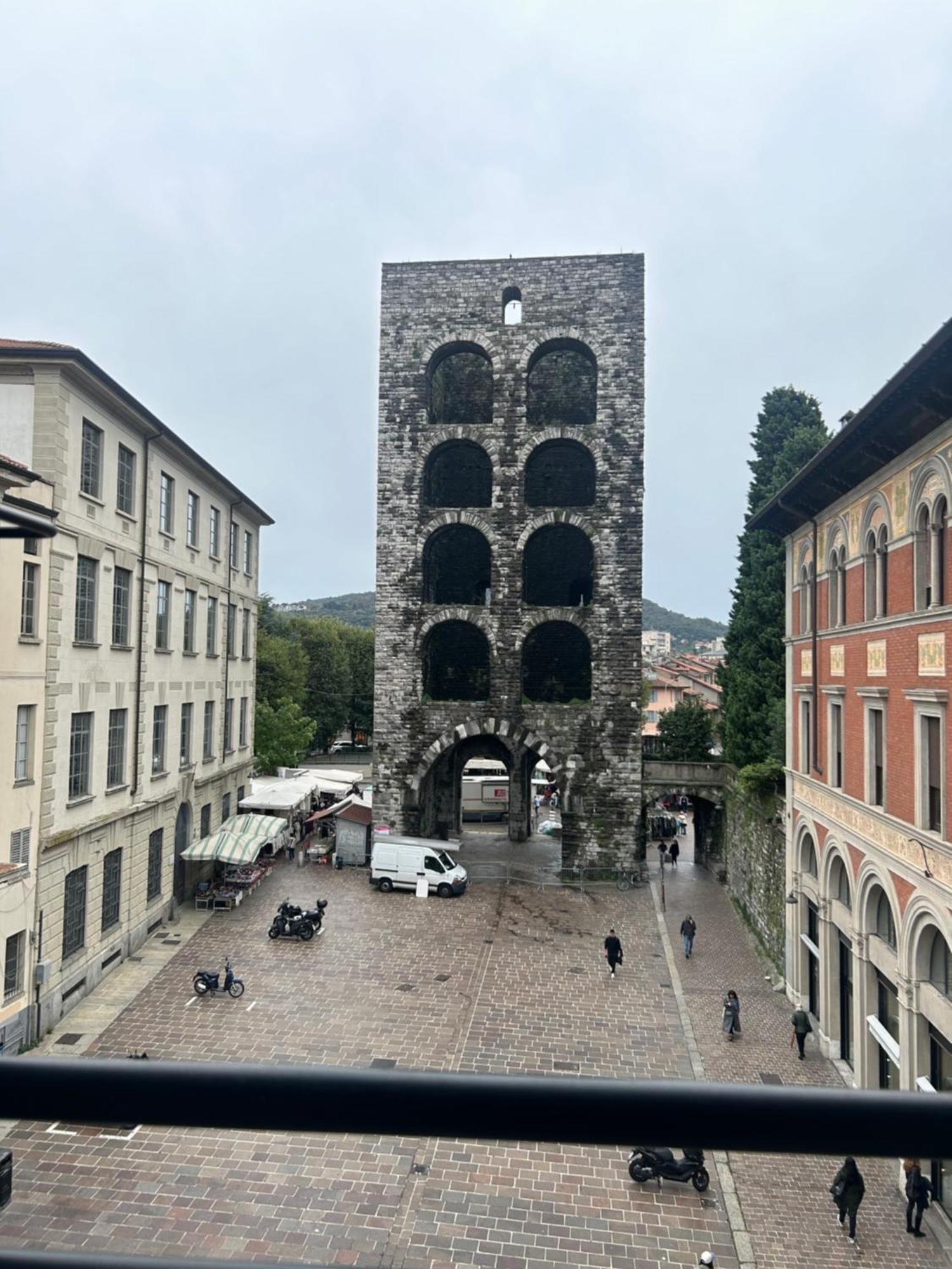 Porta Torre Como Apartment - By Relais Di Giada Экстерьер фото