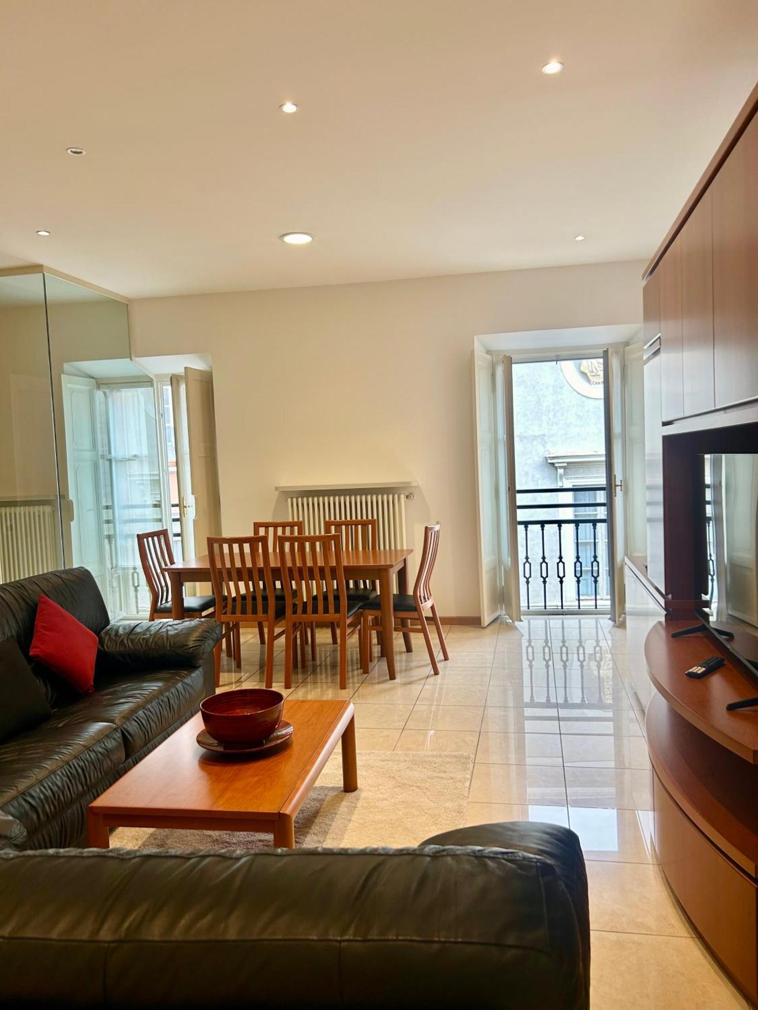 Porta Torre Como Apartment - By Relais Di Giada Экстерьер фото